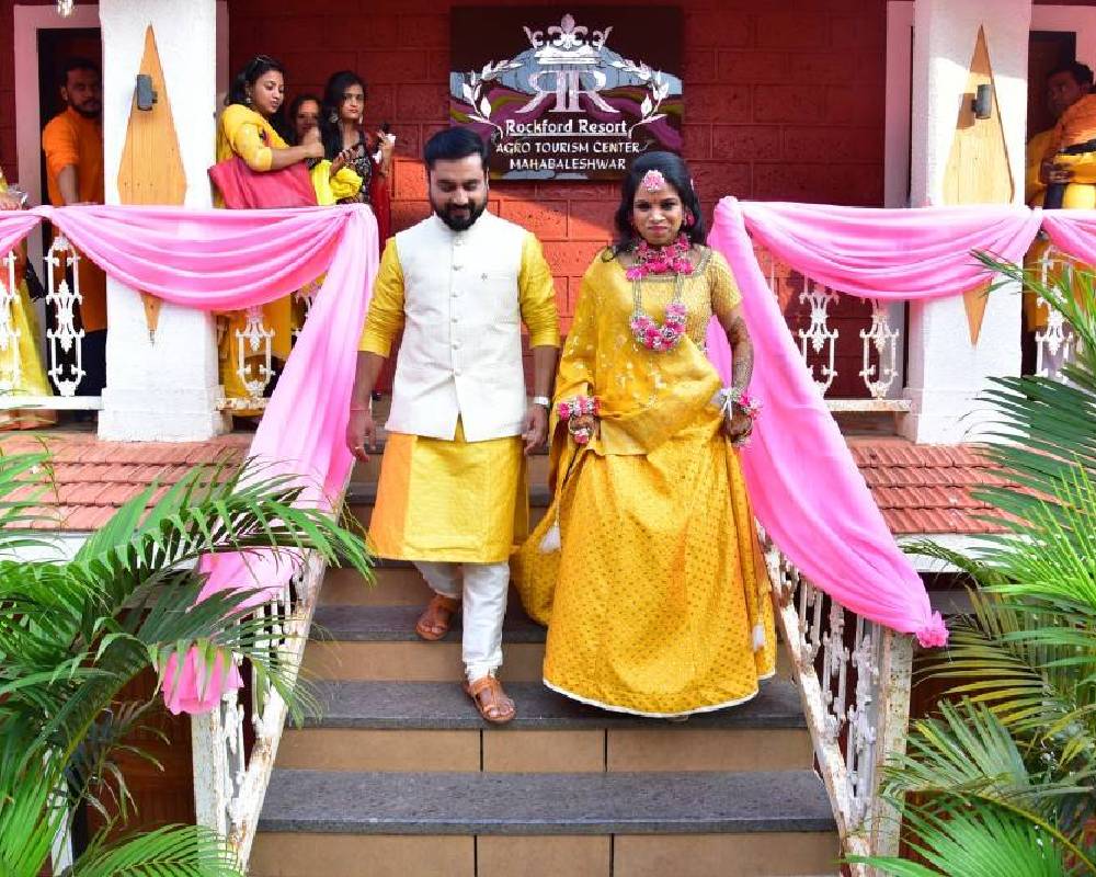 mehendi sangeet decor Mahabaleshwar wedding venue